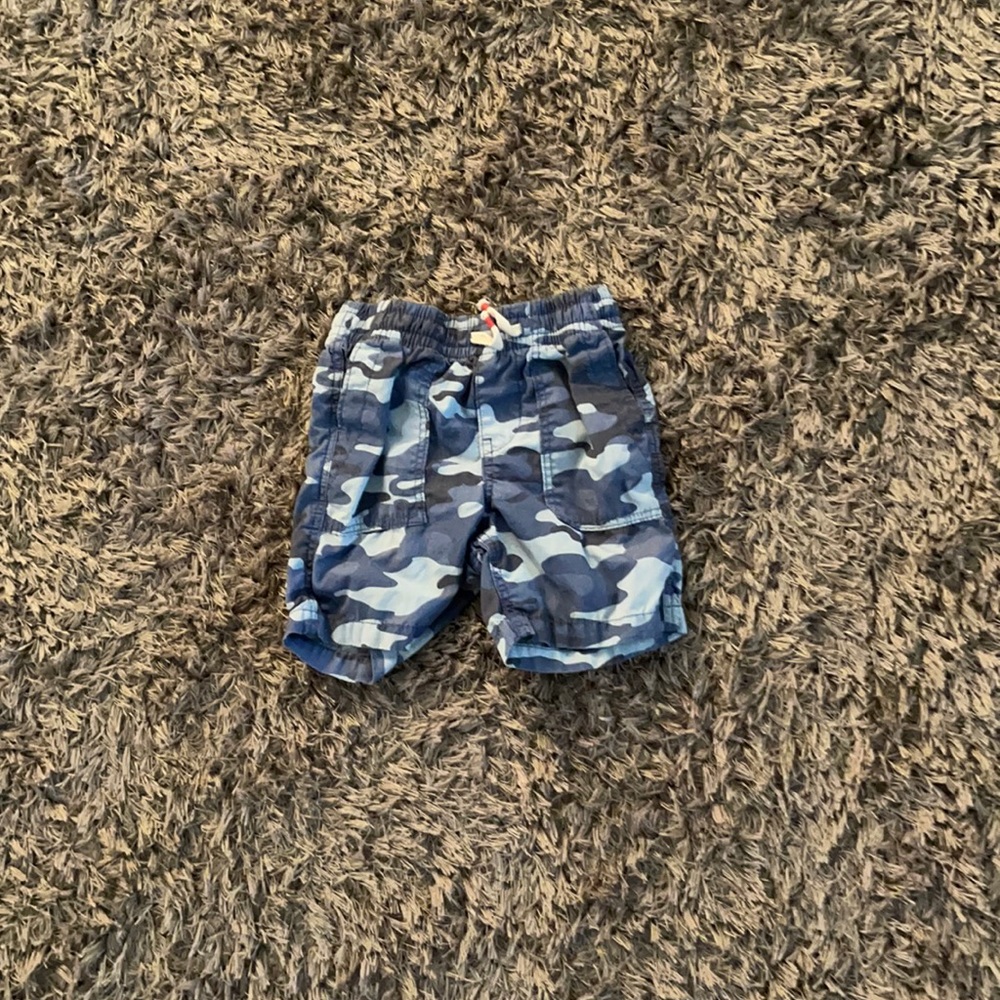 Gap Camo Drawstring Shorts - Picture 1 of 3